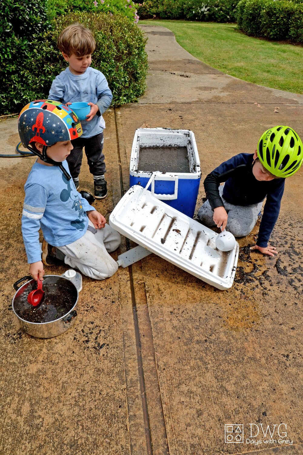 Muddy Water Messy Play