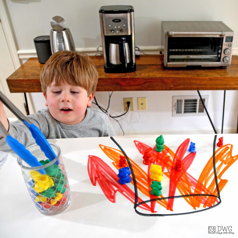 fine motor play
