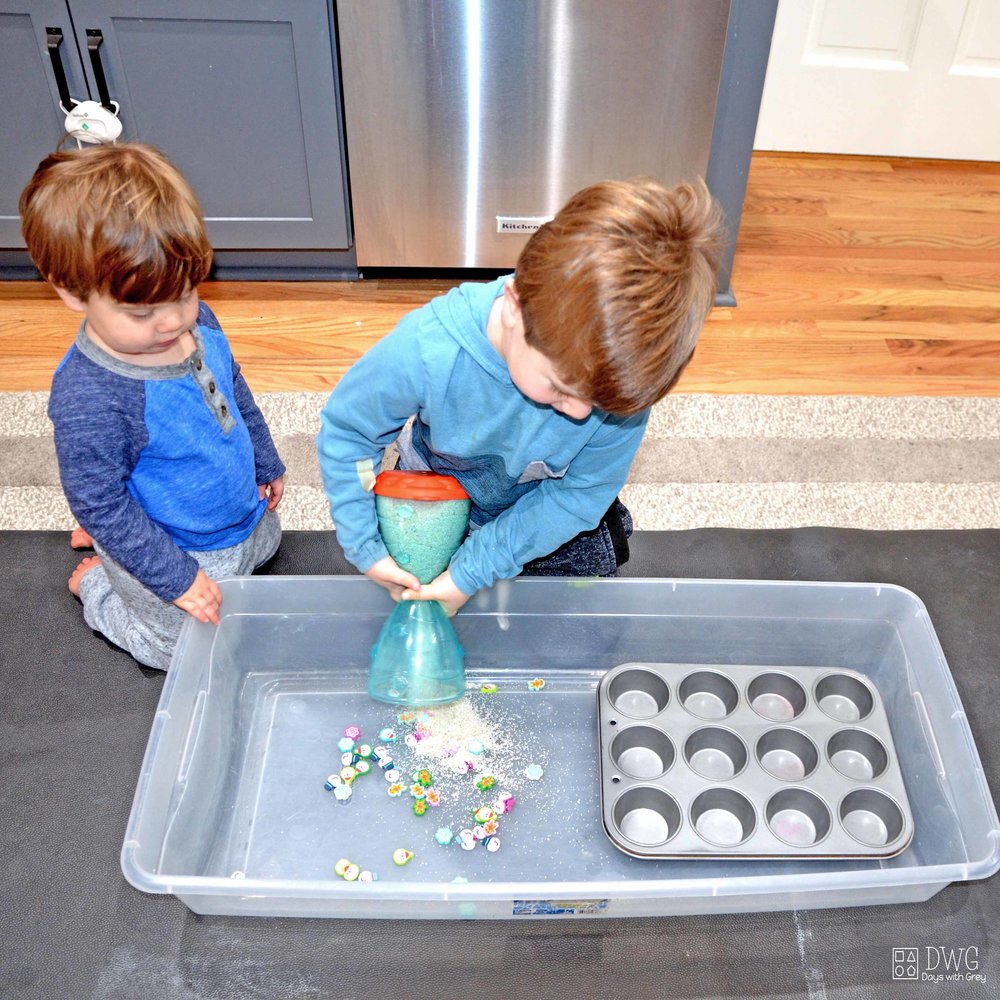 sand sensory bin