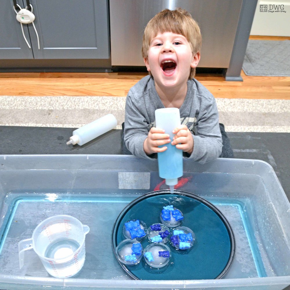 winter sensory bin