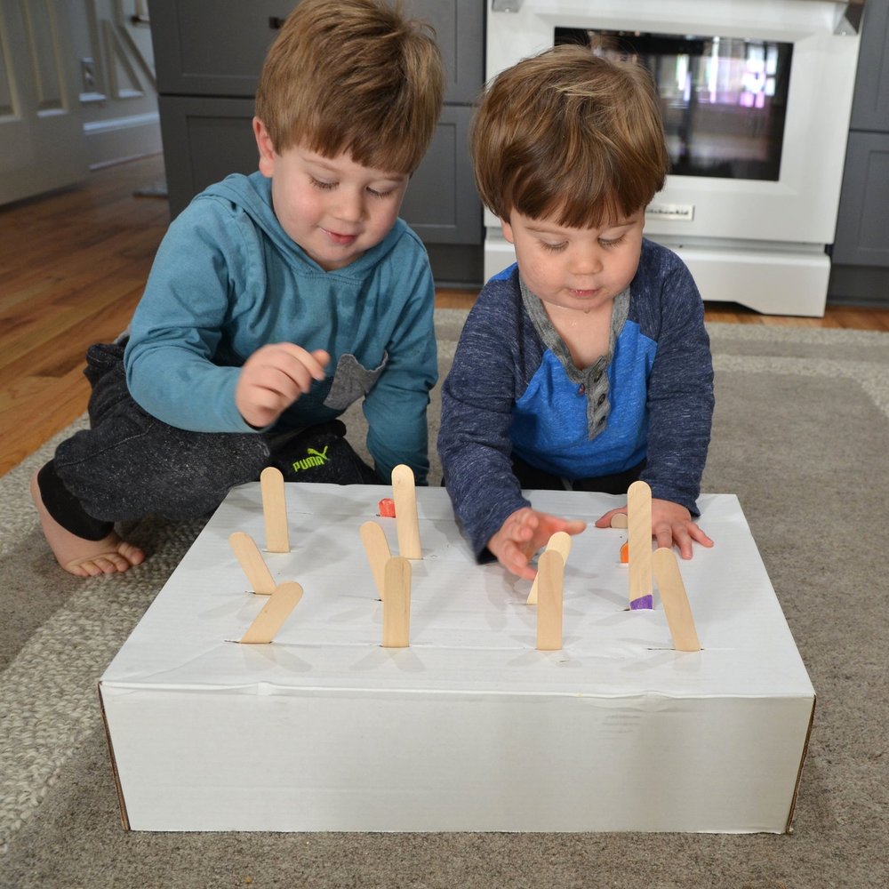Fine Motor Game for One-year-olds