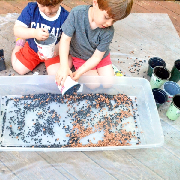 Halloween sensory bin