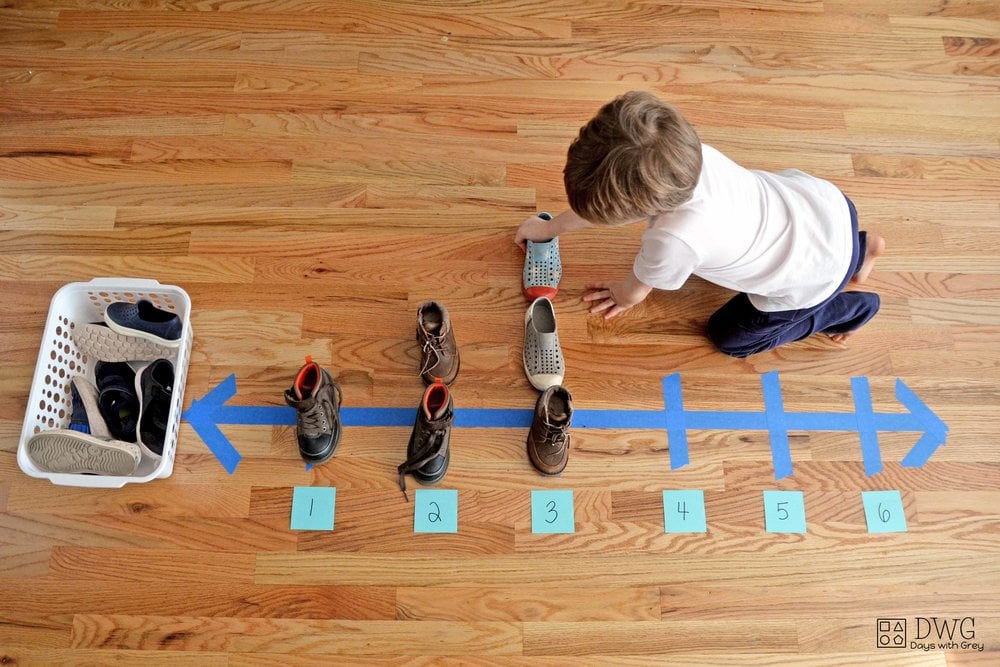 kindergarten-diy-number-line-days-with-grey