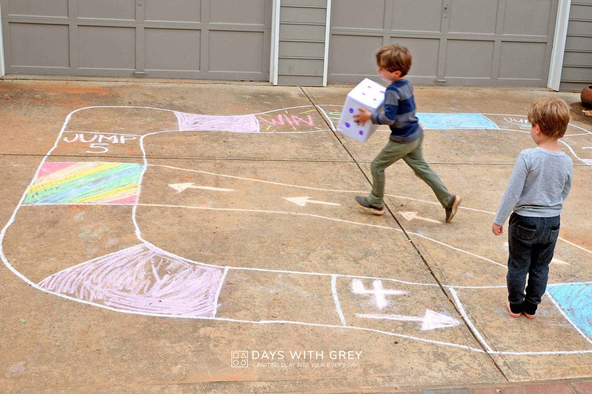 Five, Fun Outdoor, Sidewalk Chalk Activities - Crossroads Family Counseling  Center